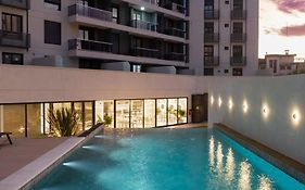Premium tower apart con parking privado Gratis